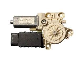 Fensterhebermotor 1688203342 0130822024 hinten links Mercedes A Klasse W168 - Bild 1 von 4