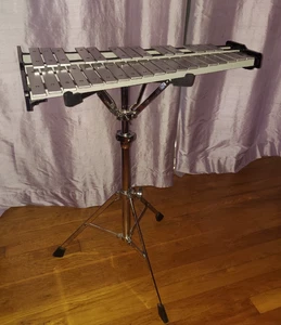 Xilófono Yamaha 32 Note ~ Soporte y palos - Imagen 1 de 10