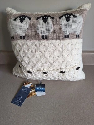 Almohada blanca ARAN Woolen Mills 100 % lana tejida bandada de ovejas 17" Foto 1 de 4