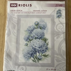 Riolis 2140 delicate chrysanthemums Crosstitch kit - Picture 1 of 6