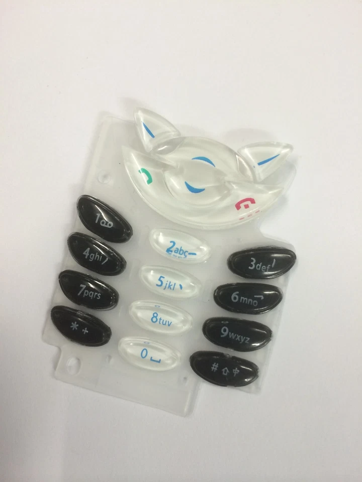 Nokia 8210 Crystal Keypad Replacement Black & White Brand New in Original pack — 第 1/1 张图片