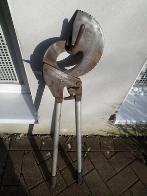 Großer alter Ratschen-Kabelschneider. Arbeitssparende Kabel- und Drahtschere - Bild 1 von 3
