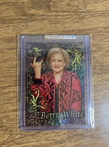 G.A.S. Trading Cards Serie 2 #6 - Betty White Prism /10 NTWRK GAS - Bild 1 von 2