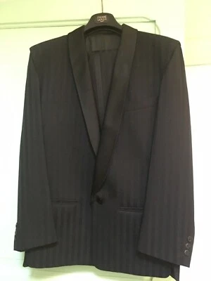 Costume HOMME Pierre CARDIN noir Veste et Pantalon Rayures en Satin - Photo 1/4