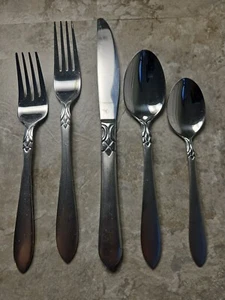 SIMBA aka JACQUELINE by Oneida Stainless Flatware *FREE SHIPPING orders 4+ pcs. - Picture 1 of 7