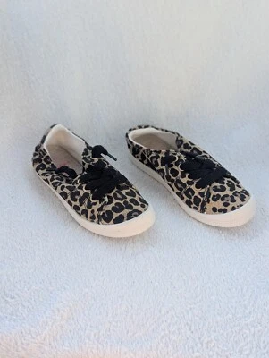 Size 12 Kids Jelly Pop Lollie Leopard Animal Print Casual Pull On Sneaker Shoes - Image 1 of 4