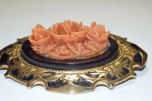 Pretty Vintage Gold Tone Carved Celluloid Faux Coral 3D Roses Brooch Pin - Picture 1 of 6