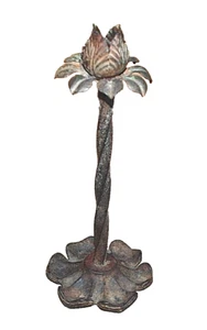 Antiguo Candelabro Primitivo Candelabro Forjado a Mano Metal Flor Rústico 1890 - Imagen 1 de 16