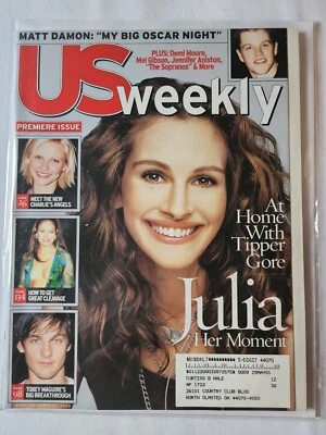 2000 March 27 US WEEKLY Julia Robert Cameron Diaz Tobey MacGuire  (MH283) - Image 1 of 2