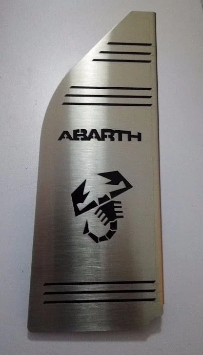 PEDANA POGGIAPIEDE ABARTH PANDA 500 PUNTO  - Immagine 1 di 1
