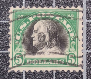 Scott 524 - $5.00 Franklin - Used - Nice Stamp - SCV - $40.00 - Picture 1 of 2