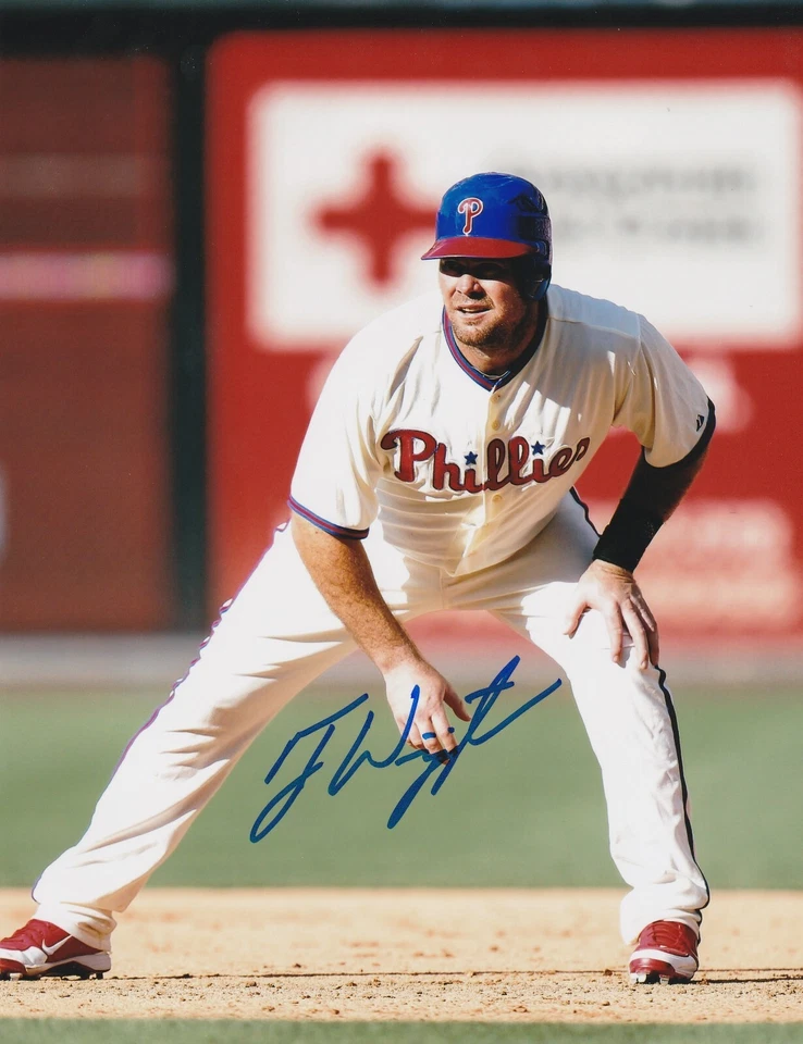 TY WIGGINTON  PHILADELPHIA PHILLIES   ACTION SIGNED 8x10 - Image 1 of 1
