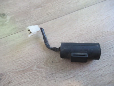 KLX 650 KAWASAKI * 1996 KLX 650R 1996 CONDENSADOR Foto 1 de 4