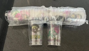 De colección 1986 Iowa Hawkeyes Rose Bowl Vidrio Plástico Bebidas Bola Alta 24 Ct 10 Oz. - Imagen 1 de 4