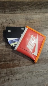 Shoebox Wallet - Picture 1 of 3