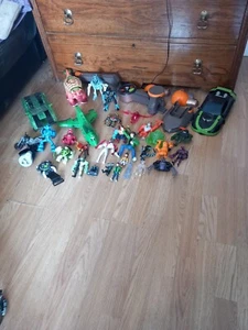 Ben 10 large Bundle of Figures & Accessories Bandai Rare Ben Ten - Picture 1 of 6