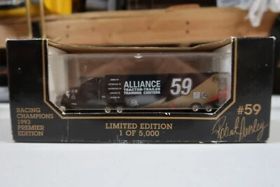 1993 Racing Champions Robert Pressley #59 1:87 Scale Die-Cast Hauler 1of 5000 - Image 1 of 4