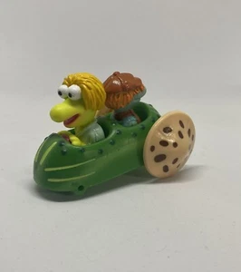 Coche vegetal vintage 1988 Jim Henson Fraggle Rock McDonalds Wembley pepinillo rojo - Imagen 1 de 6