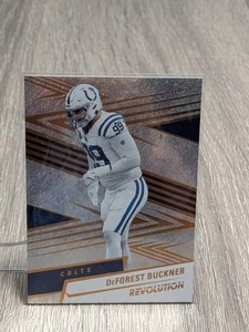 Tarjeta de fútbol americano DeForest Buckner Colts 2025 Revolution Panini #84 - Imagen 1 de 2