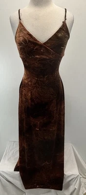 Maxi Vestido Alexia Admor Terciopelo Aplastado Talla Grande Ombré Elastizado Y2K Marrón EE. UU. Foto 1 de 4