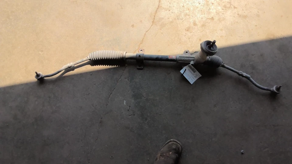 Used Rack and Pinion Assembly fits: 2013 Kia Rio Power Rack and Pinion Motor Dri — 第 1/4 张图片