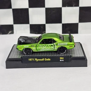 1:64 M2 Machines 426 Crate Mopar 1971 Plymouth Cuda Green In Case Mopar 71 - Picture 1 of 10