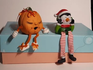 Pumkin and Penguin Shelf Sitters - Picture 1 of 4
