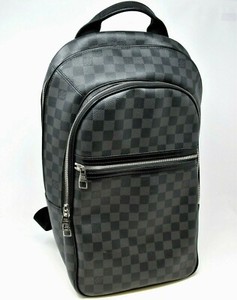 black louis vuitton backpack mens