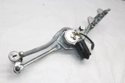 2003 MERCEDES SL500 R230 ROADSTER #226 FRONT WINDSHIELD LINKAGE WIPER MOTOR - Image 1 of 4