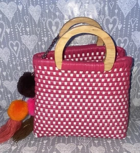 Woven Pink & White Color Small Tote Hand Bag Purse Wooden Handles 6”x 8”x 9” - Picture 1 of 9