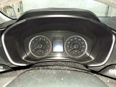 Cuadro de instrumentos/cabezal de velocímetro 2019 Santa Fe Sku#4103847 Foto 1 de 4