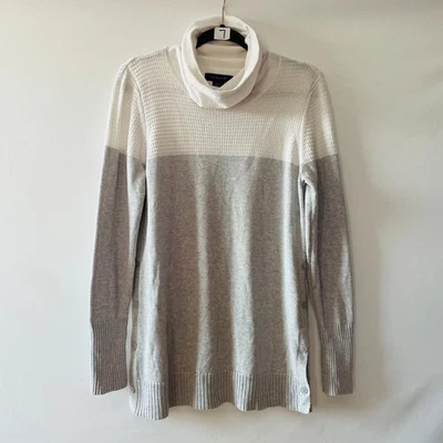 Suéter Pullover Tahari Para Mujer Blanco Gris Cuello Alto Acogedor Moderno Talla X-Grande Foto 1 de 4