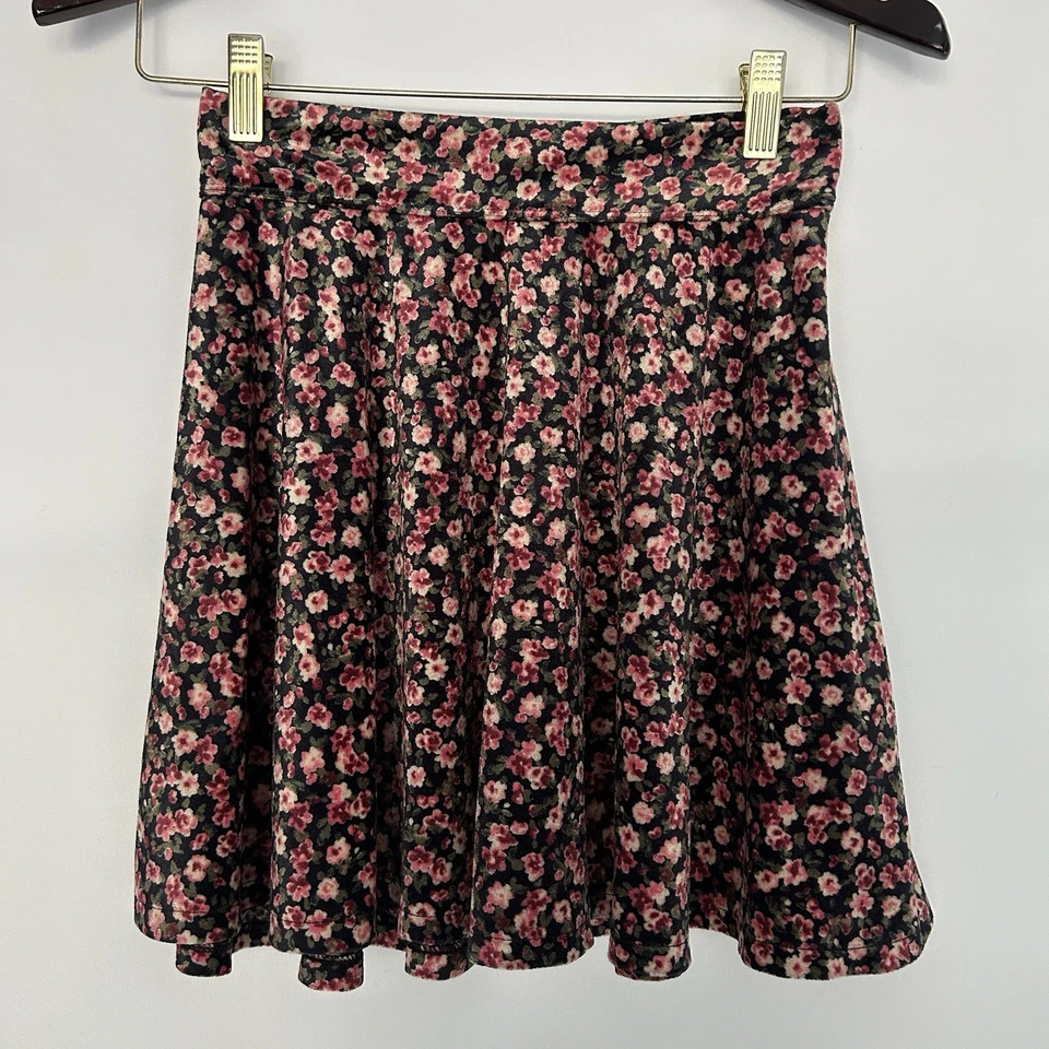 Minifalda Hollister Y2K Pequeña Preppy Twee Academia Terciopelo Ditzy Floral Elastizada Foto 1 de 4