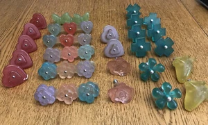 Vtg Lot of 26 Acrylic dresser knobs Hearts Roses Cows Butterflies Unusual - Picture 1 of 7