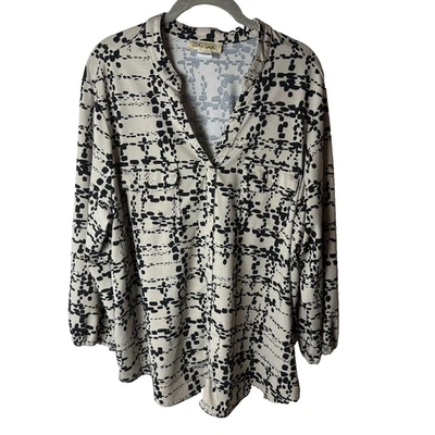 Davina 衬衫大码 1X 上衣 3/4 袖 V 领弹力米色黑色休闲 — 第 1/4 张图片