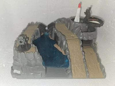 MICRO MÁQUINAS ZONAS DE BATALLA MILITARES - BARRACUDA BAY - 1994 GALOOB  Foto 1 de 2