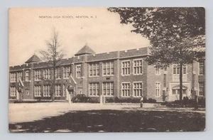 Postcard Newton High School Newton NJ ~ Unposted - Picture 1 of 2
