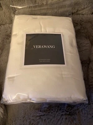 Edredón Vera Wang Luster blanco crema estándar precio de venta sugerido por el fabricante $150 Foto 1 de 4