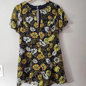 Lush Floral Shorts Romper Women's Size Small - Picture 1 of 8