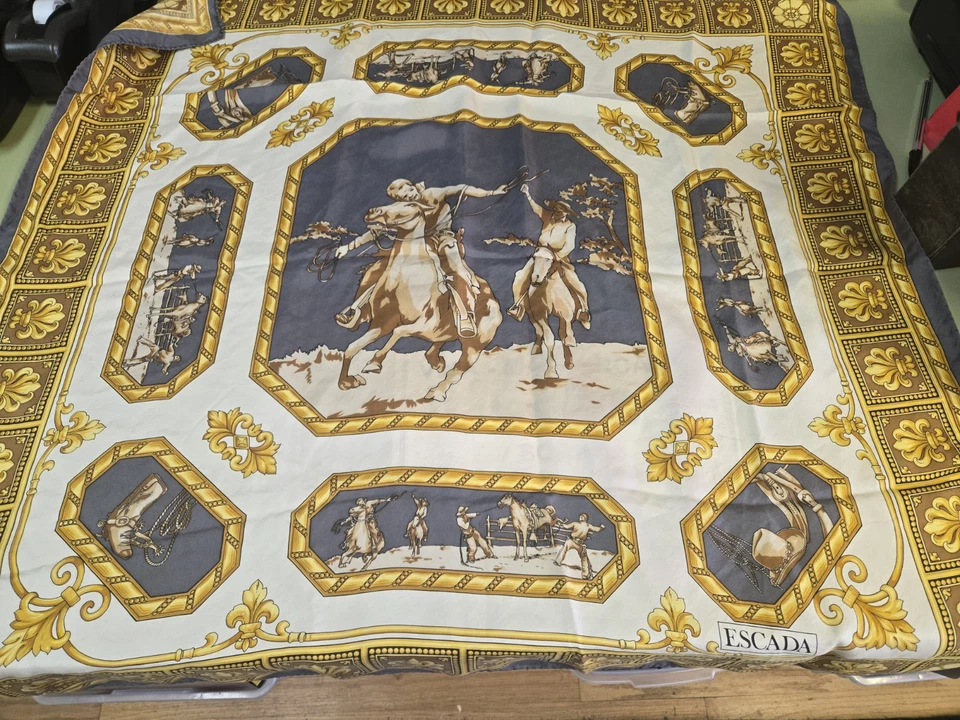 Bufanda de seda vintage Escada Rodeo Vaquero Foto 1 de 1