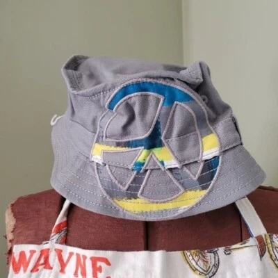 NEW GYMBOREE Boys 0/12M peace sign bucket hat - Image 1 of 4