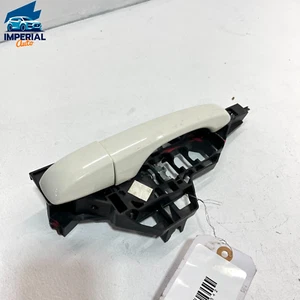 Manija de puerta para pasajeros trasero derecho Dodge Journey con soporte color blanco fabricante de equipos originales 11-19 - Imagen 1 de 24
