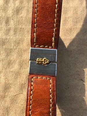 Corum Fibbia Original Buckle Steel & Gold Rare Vintage Watch Parts - Immagine 1 di 4