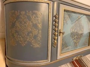Luxuriöser Barschrank zum Aufhängen, 151 x 66 x 34 cm - Bild 1 von 11