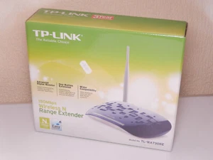 TP-Link TL-WA730RE with Cables + CDs + Box 150Mbps Wireless N Range Extender - Picture 1 of 14