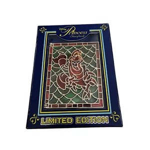 Disney Märchenbuch Prinzessin Jumbo Buntglas kleine Meerjungfrau Pin LE 1000 Neu im Karton - Bild 1 von 3