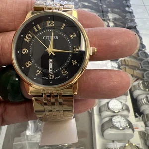 Citizen Quarz Herrenuhr schwarzes Zifferblatt große Zahl 50m.E014-S042135-RSW (ohne Box) - Bild 1 von 11