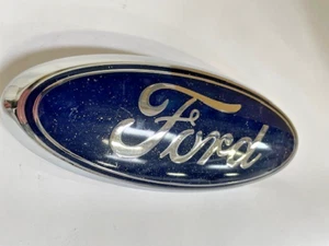 FORD 7T43-15402A16-AA EMBLEM 9 INCH. OVAL PLASTIC OEM - Picture 1 of 5
