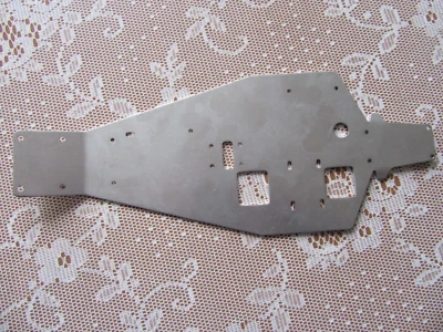 A617 T2M Piastra Telaio Argento IN Alluminio 1:10 L 32.3 CM Modellismo - Immagine 1 di 4