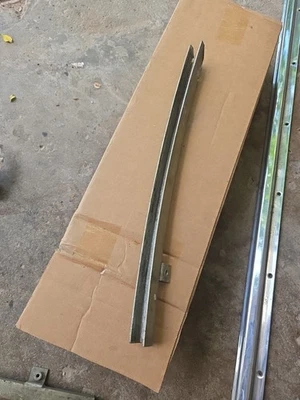 MERCEDES W111 220SE 250SE 280SE 35. COUPE, descapotable, riel deslizante ventana delantera RT Foto 1 de 4